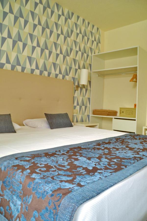 Ouril Hotel Julia Santa Maria Exterior photo